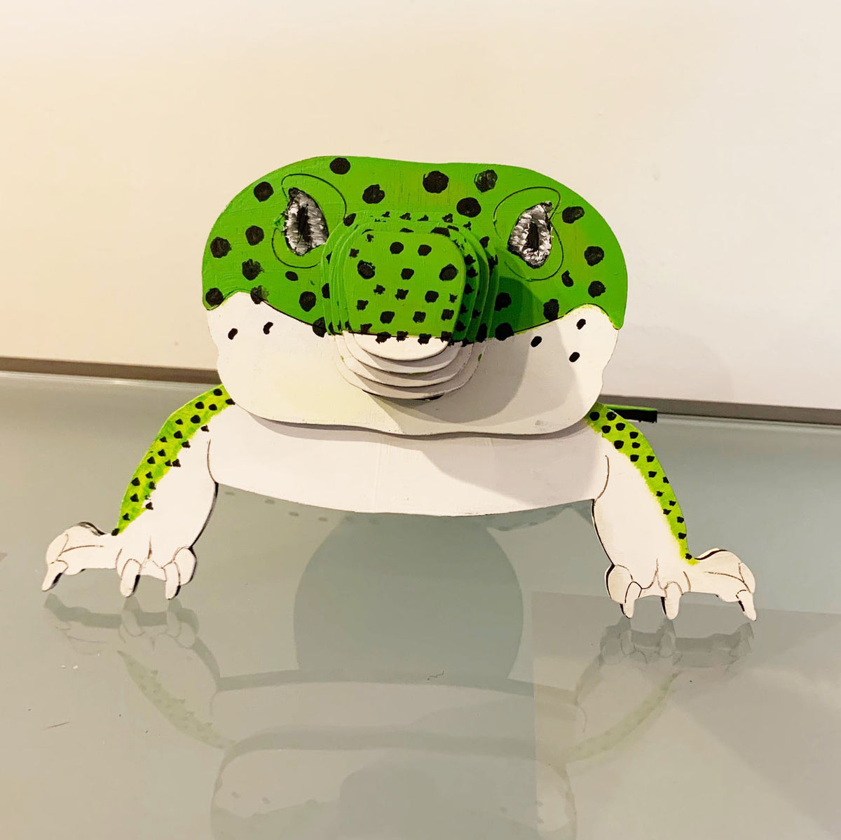 Gecko Eyeglass Holder