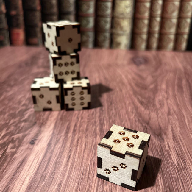 Paw Print Wooden Dice – Unique Pet-Themed Gaming Dice with Adorable Dots