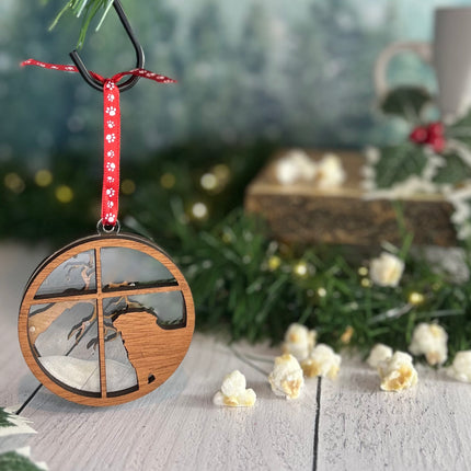 Personalized Golden Retriever Snowy Window Ornament – 3D Engraved Dog Christmas Ornament