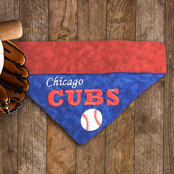 Chicago Cubs / Over the Collar Dog Bandana – Mydeye