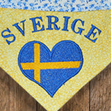 Sverige / Over the Collar Dog Bandana - Mydeye